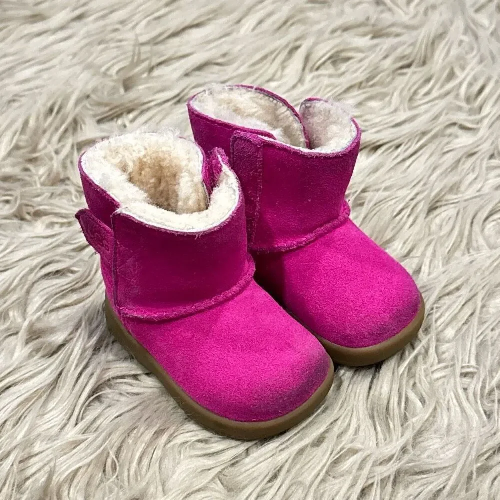 Baby UGG boots size 2/3